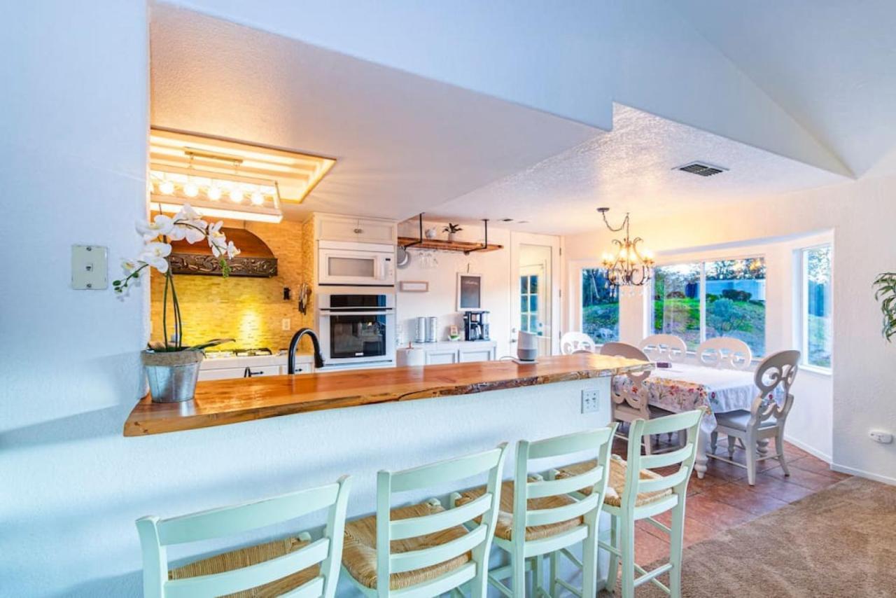 Fairy Tale 13-Acre Sunset Villa At Windy Gap Valley Near Yosemite 아와니 외부 사진